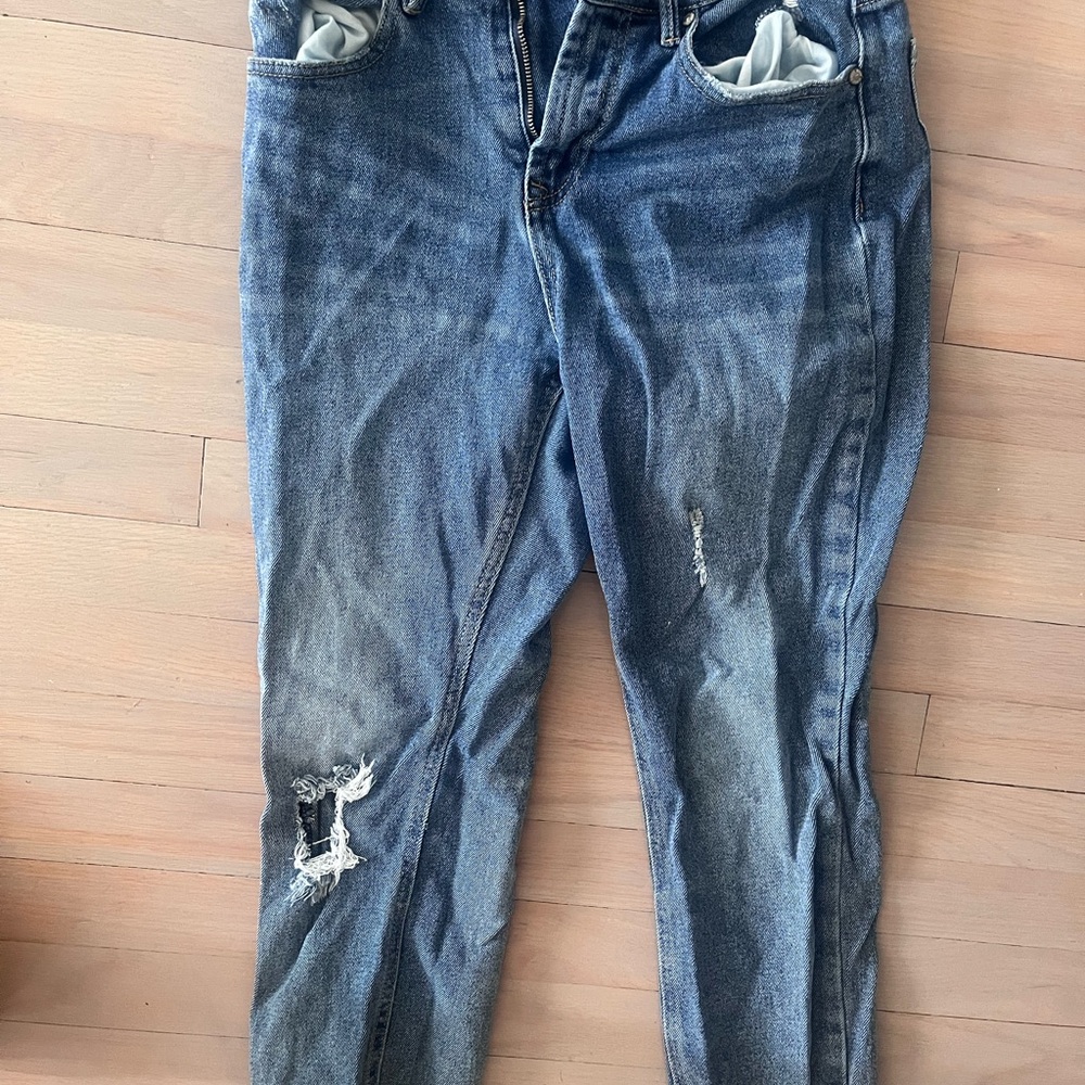 Stylish Blue Distressed Women Jeans